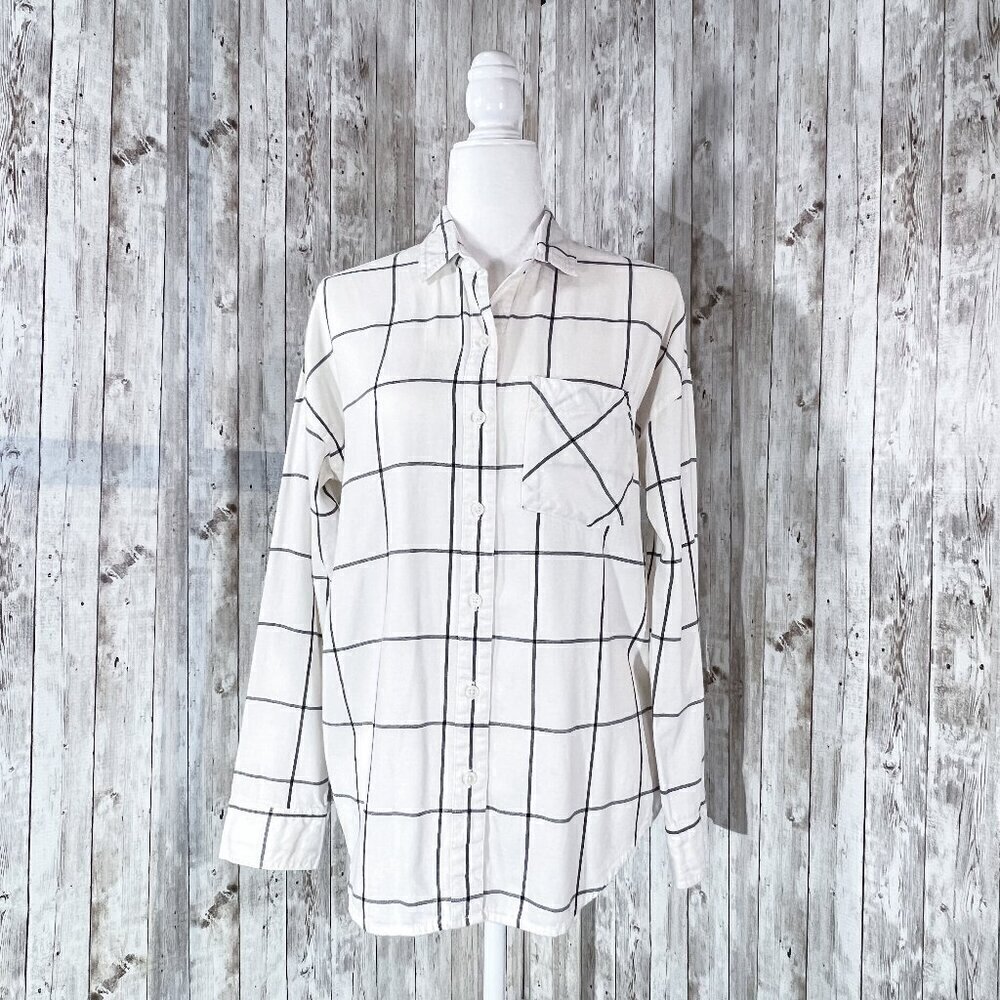 Women's Old Navy Flannel Top | Cream/Gray | Button Up | Small | Boyfriend Style